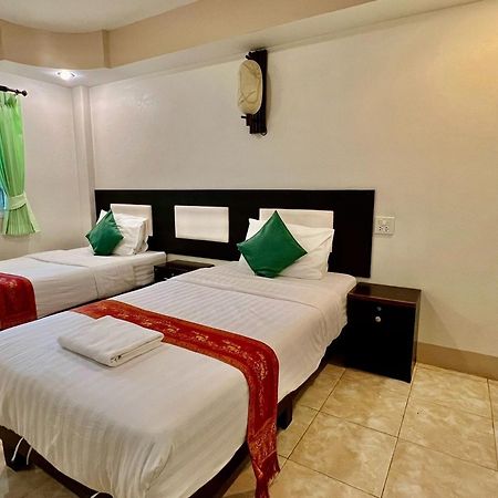 Nan Thara Place Экстерьер фото
