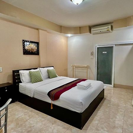 Nan Thara Place Экстерьер фото
