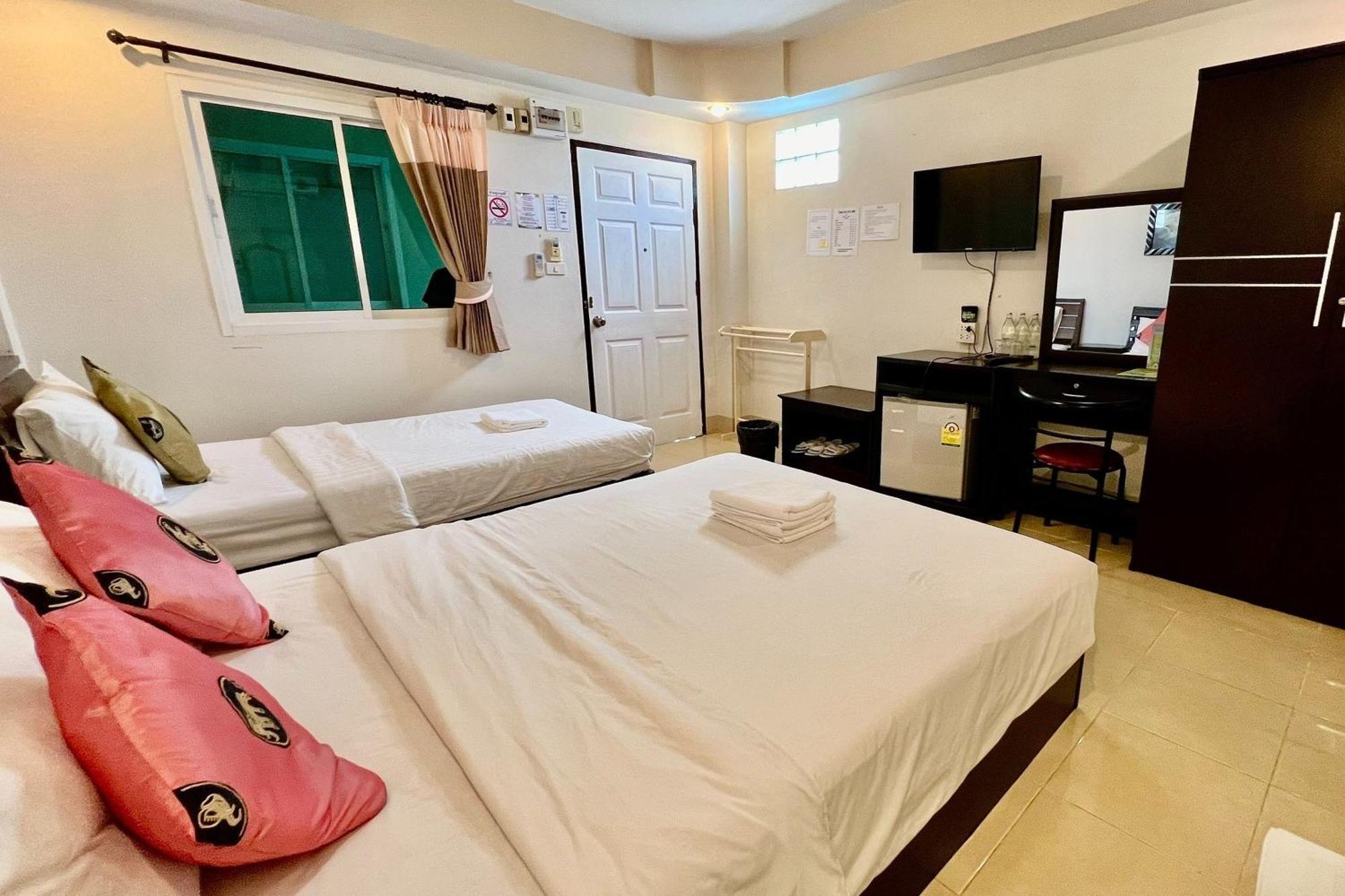 Nan Thara Place Экстерьер фото