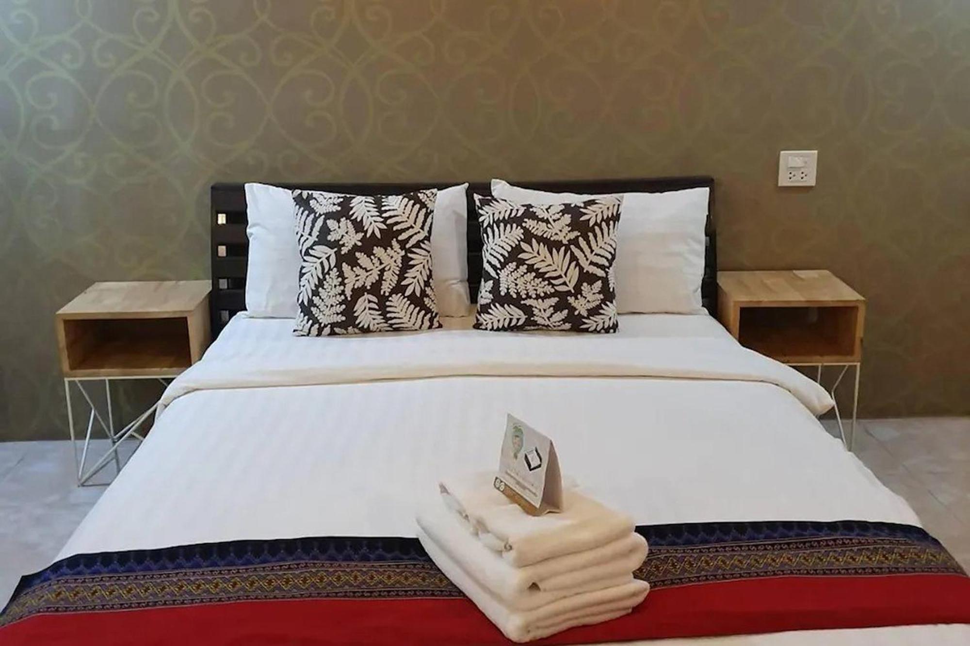 Nan Thara Place Экстерьер фото