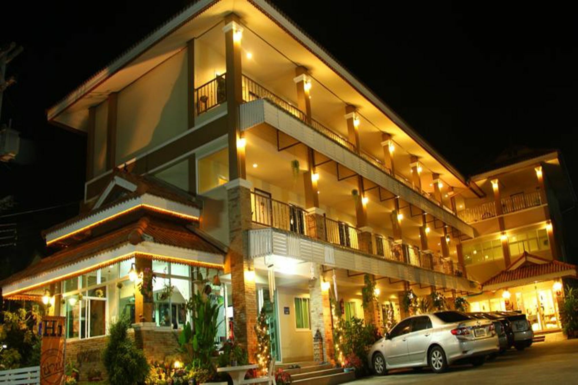 Nan Thara Place Экстерьер фото